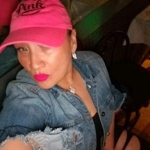 Meet your Posher, Nina